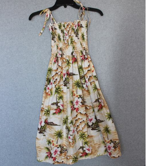 Pacific Legend Tan‎ Floral Smocked Hawaiian Sun Dress-One Size Fits Most - Picture 1 of 6